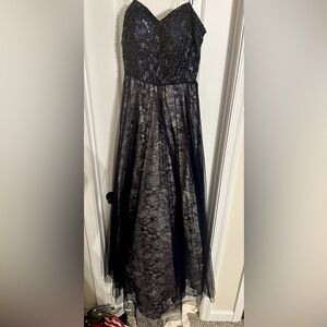 Elegant Navy Blue Lace Dress